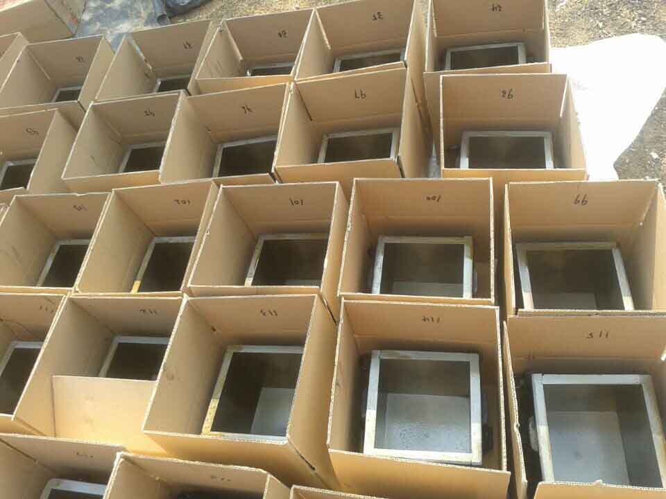 Concrete-Cube-Mould-Cast-iron-Material--High-Efficiency